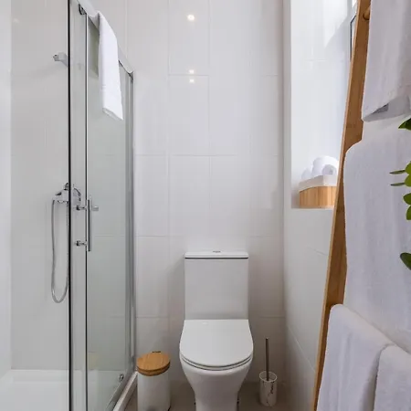Lillian Tatil Evi