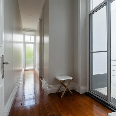 Lillian * Ponta Delgada