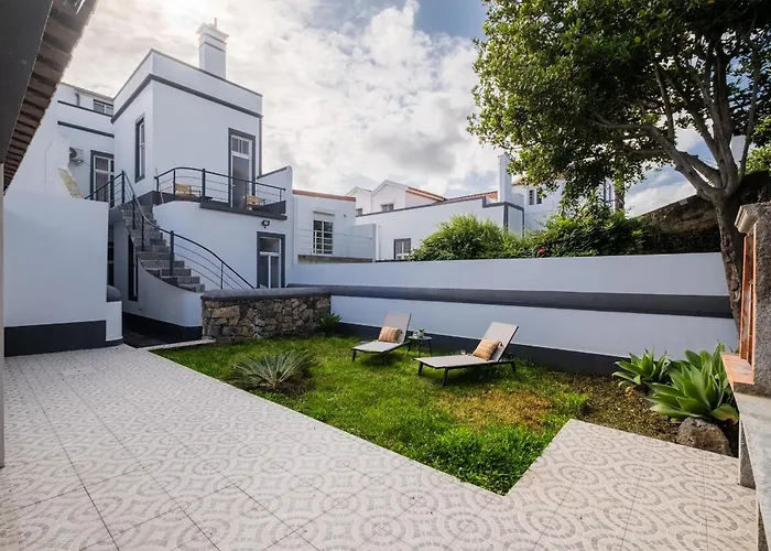 Lillian Holiday home